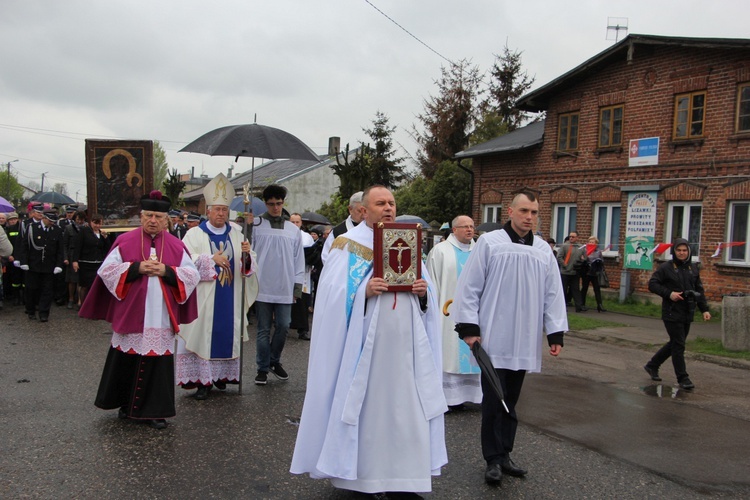 Powitanie ikony MB Częstochowskiej w Dąbrowicach