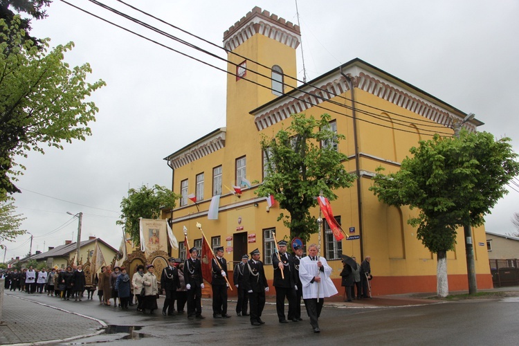 Powitanie ikony MB Częstochowskiej w Dąbrowicach