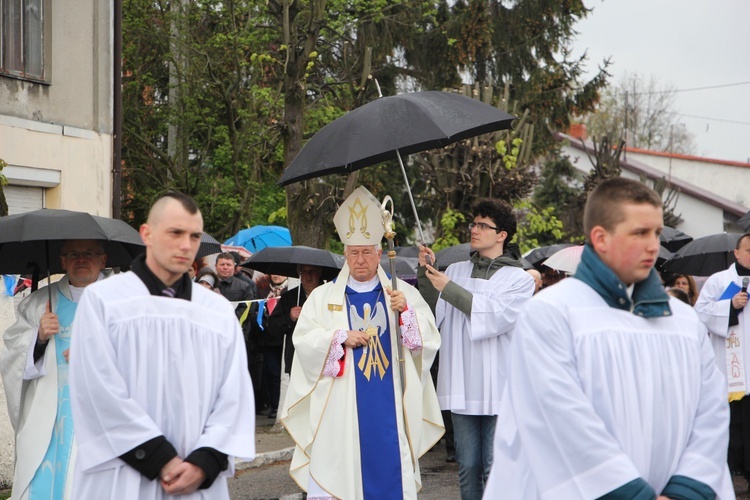 Powitanie ikony MB Częstochowskiej w Dąbrowicach