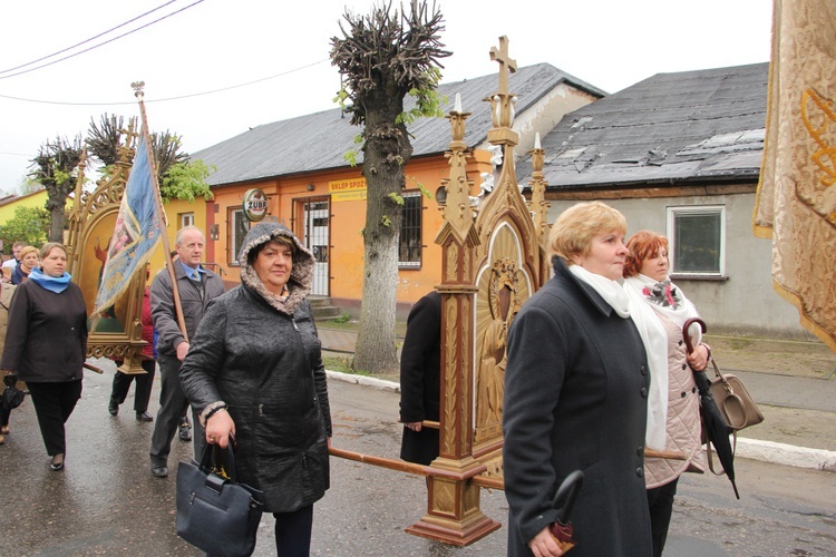 Powitanie ikony MB Częstochowskiej w Dąbrowicach