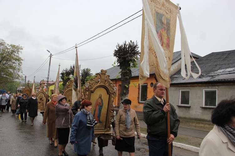 Powitanie ikony MB Częstochowskiej w Dąbrowicach