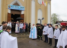 Powitanie ikony MB Częstochowskiej w Dąbrowicach