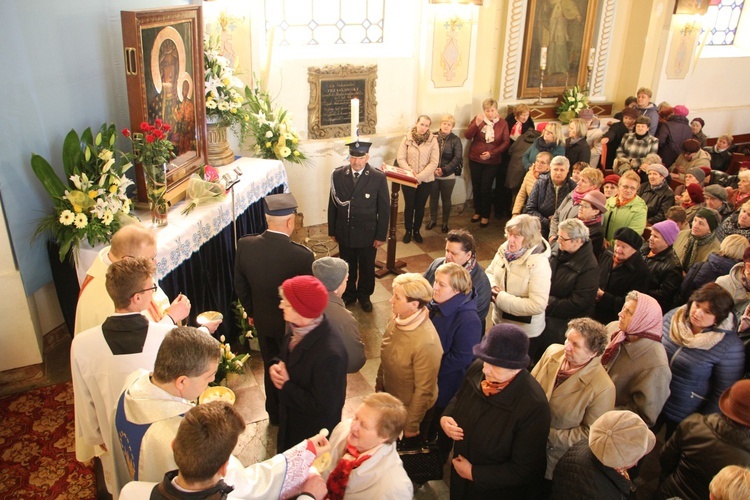 Powitanie ikony MB Częstochowskiej w Dzierzbicach