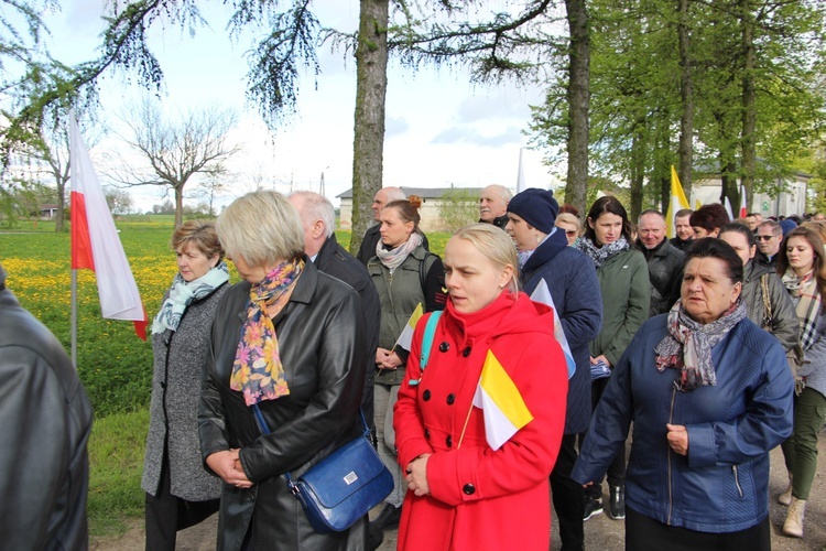 Powitanie ikony MB Częstochowskiej w Dzierzbicach