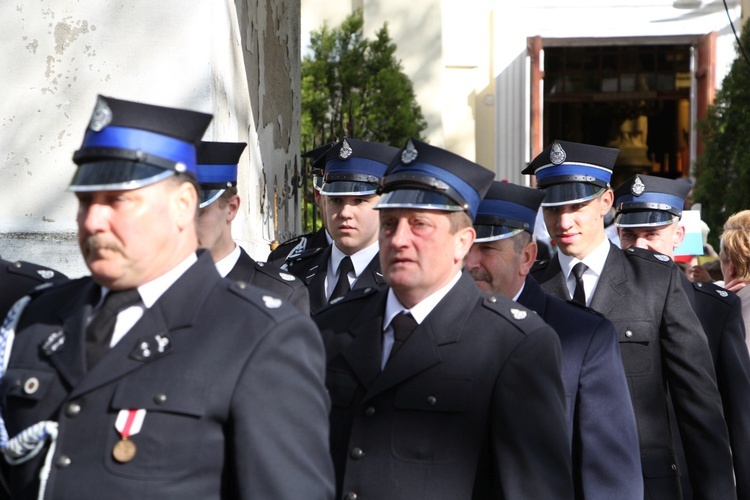 Powitanie ikony MB Częstochowskiej w Dzierzbicach