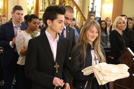 Uroczystość bierzmowania w kościele księży misjonarzy w Tarnowie