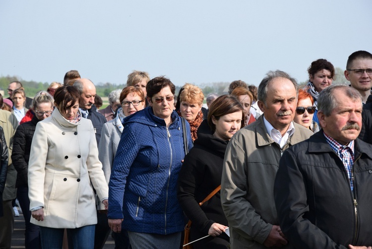 Powitanie ikony MB Częstochowskiej w parafii Sobótka