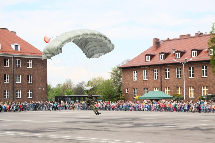 Pożegnanie żołnierzy 36. zmiany PKW KFOR w Kosowie