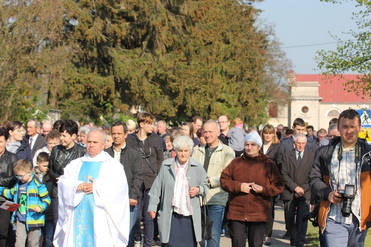 Powitanie ikony MB Częstochowskiej w Mazewie