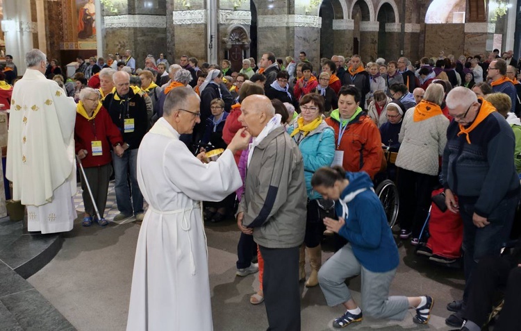 Msza święta w Bazylice Różańcowej