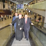 Abp Marek Jędraszewski w Kraków Airport 