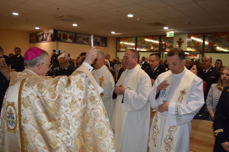 Abp Marek Jędraszewski w Kraków Airport 