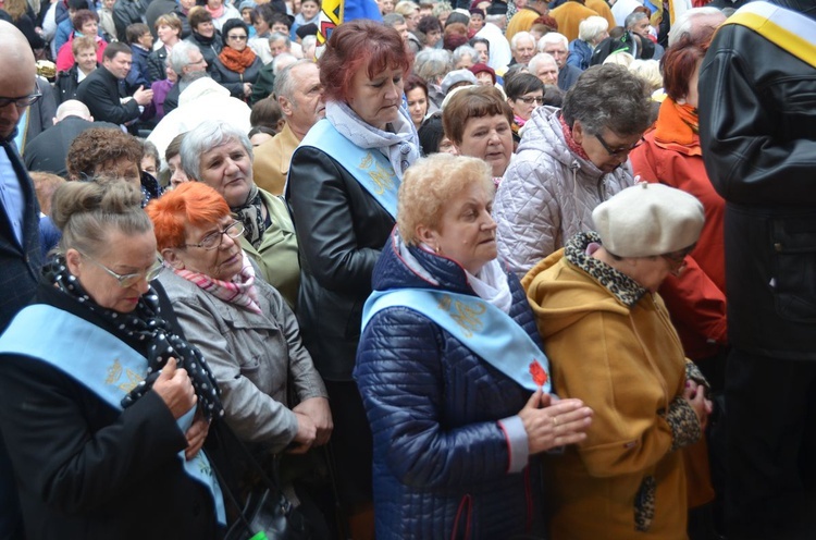 Fatimskie uroczystości w Sulisławicach 