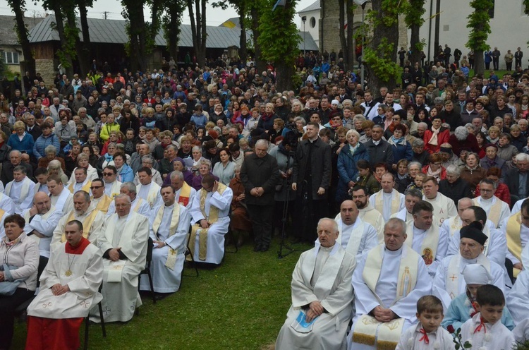 Fatimskie uroczystości w Sulisławicach 