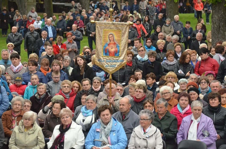 Fatimskie uroczystości w Sulisławicach 