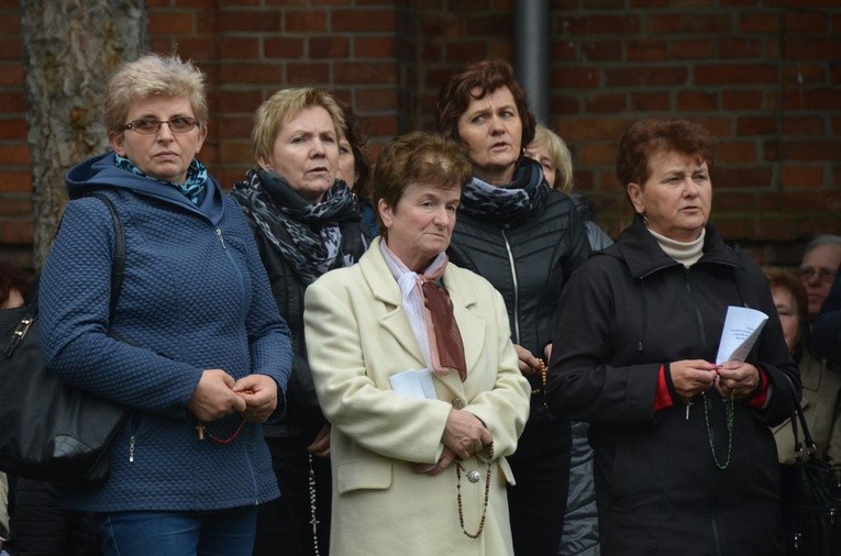 Fatimskie uroczystości w Sulisławicach 