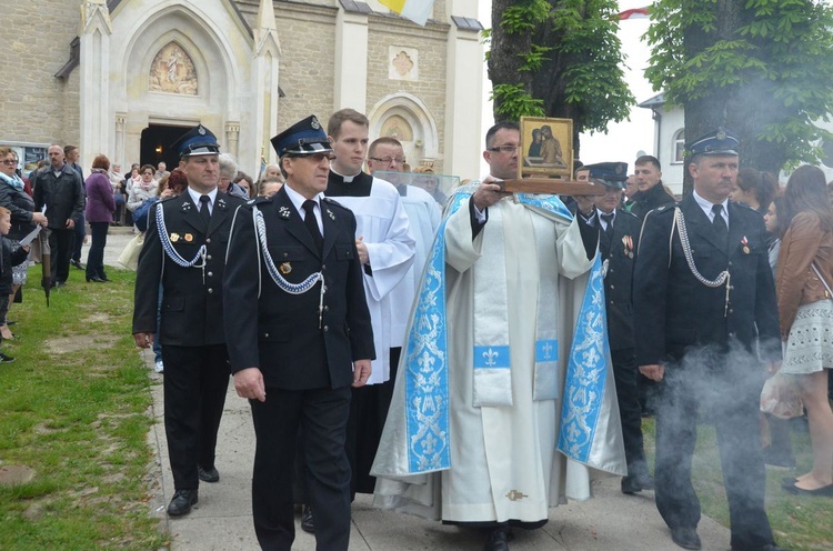 Fatimskie uroczystości w Sulisławicach 