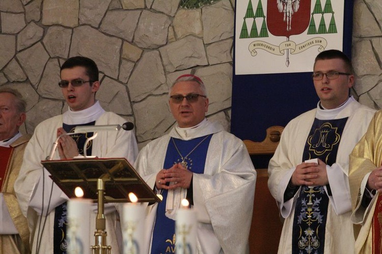 100.rocznica objawień fatimskich w parafii Matki Bożej Fatimskiej w Lublinie