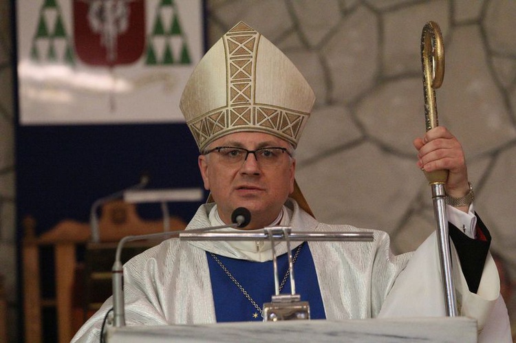 100.rocznica objawień fatimskich w parafii Matki Bożej Fatimskiej w Lublinie