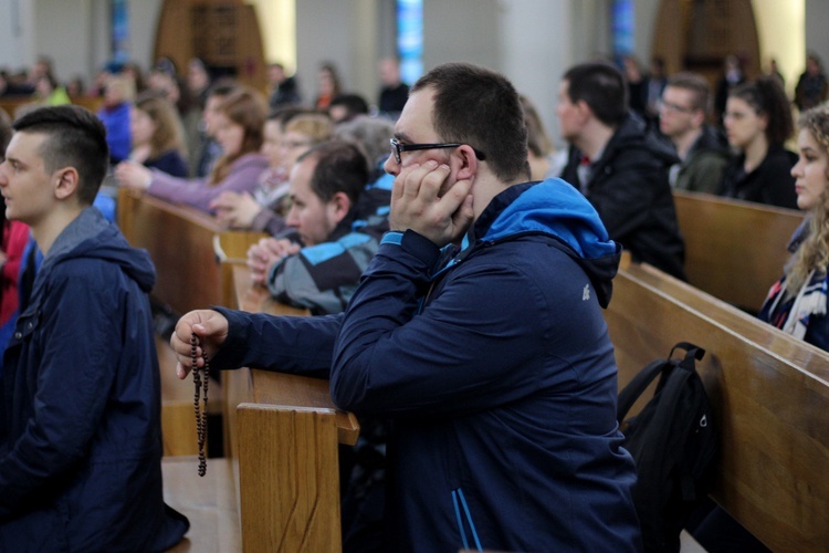 Majowy "Ogień dla nas i całego świata"