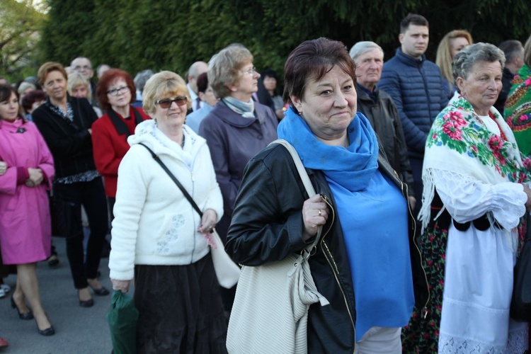 Komorowice Obszary - zawierzenie diecezji Sercu Maryi - cz. 1