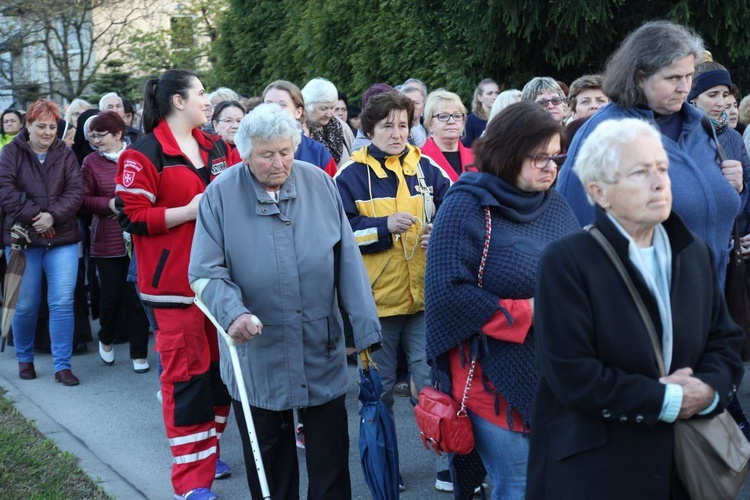 Komorowice Obszary - zawierzenie diecezji Sercu Maryi - cz. 1