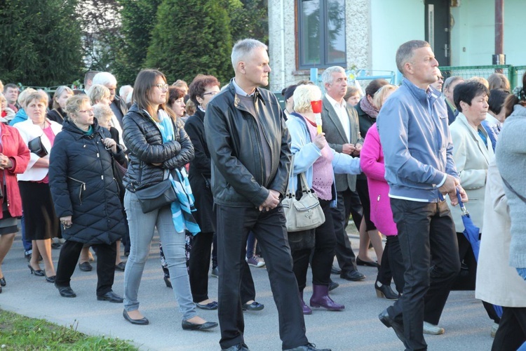 Komorowice Obszary - zawierzenie diecezji Sercu Maryi - cz. 1