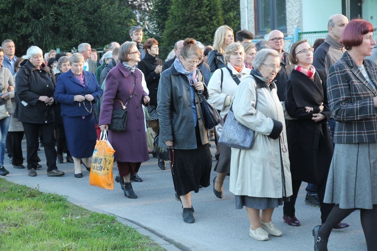 Komorowice Obszary - zawierzenie diecezji Sercu Maryi - cz. 1