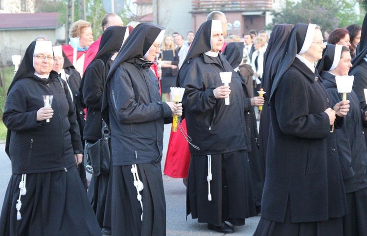 Komorowice Obszary - zawierzenie diecezji Sercu Maryi - cz. 1