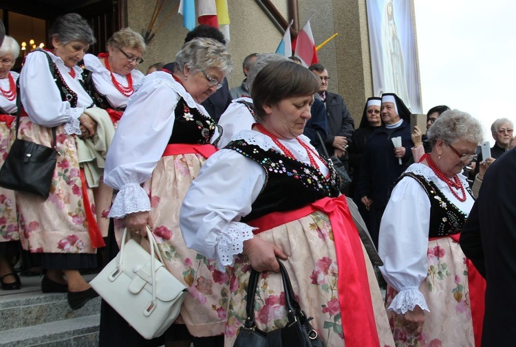 Komorowice Obszary - zawierzenie diecezji Sercu Maryi - cz. 1