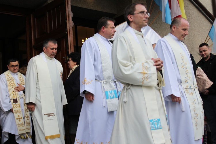 Komorowice Obszary - zawierzenie diecezji Sercu Maryi - cz. 1