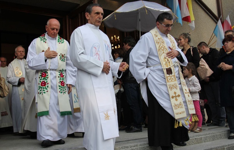 Komorowice Obszary - zawierzenie diecezji Sercu Maryi - cz. 1