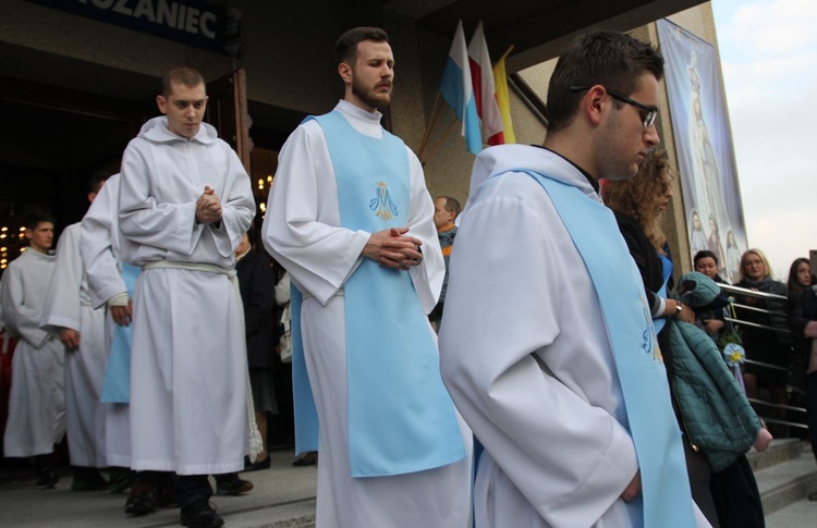 Komorowice Obszary - zawierzenie diecezji Sercu Maryi - cz. 1