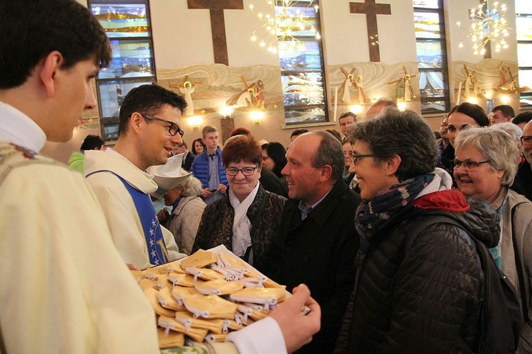 Komorowice Obszary - zawierzenie diecezji Sercu Maryi - cz. 2