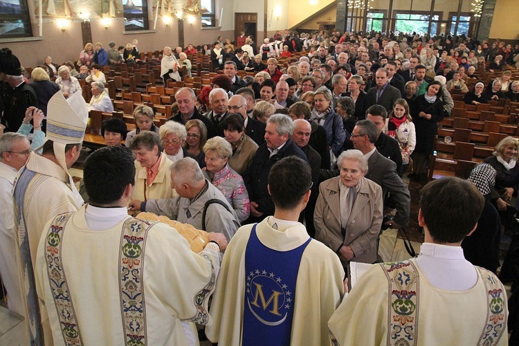 Komorowice Obszary - zawierzenie diecezji Sercu Maryi - cz. 2