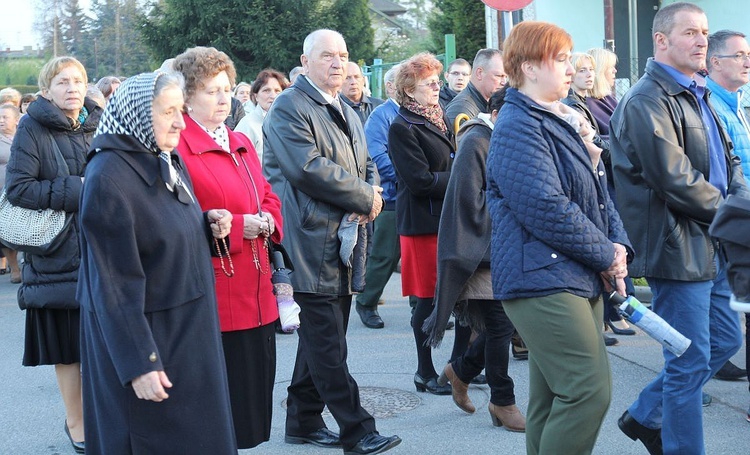 Komorowice Obszary - zawierzenie diecezji Sercu Maryi - cz. 2