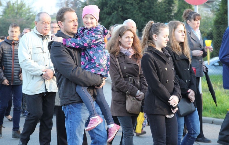 Komorowice Obszary - zawierzenie diecezji Sercu Maryi - cz. 2