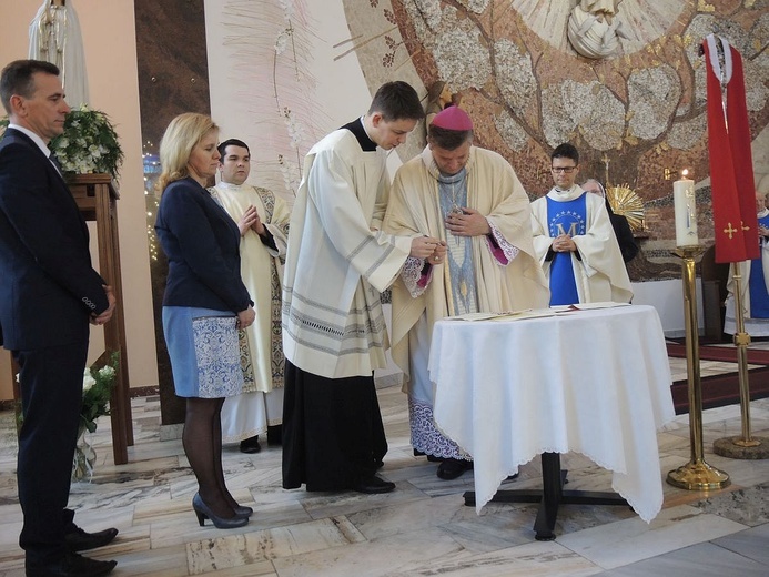 Komorowice Obszary - zawierzenie diecezji Sercu Maryi - cz. 2