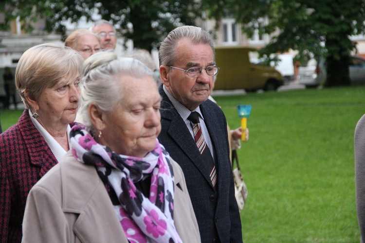 Nabożństwo fatimskie i instalacja relikwii św. Hiacynty i św. Franciszka