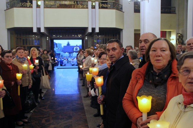 30 lat kultu MB Fatimskiej na Janiszpolu