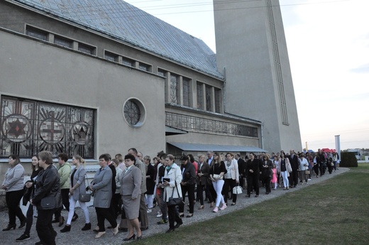 Obchody fatimskie w Kolonii Łomnickiej