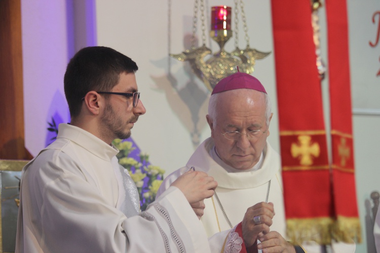 Nabożeństwo Fatimskie w parafii Jezusa Chrystusa Króla Wszechświata w Rawie Maz. 