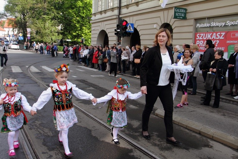 Procesja z Wawelu na Skałkę 2017