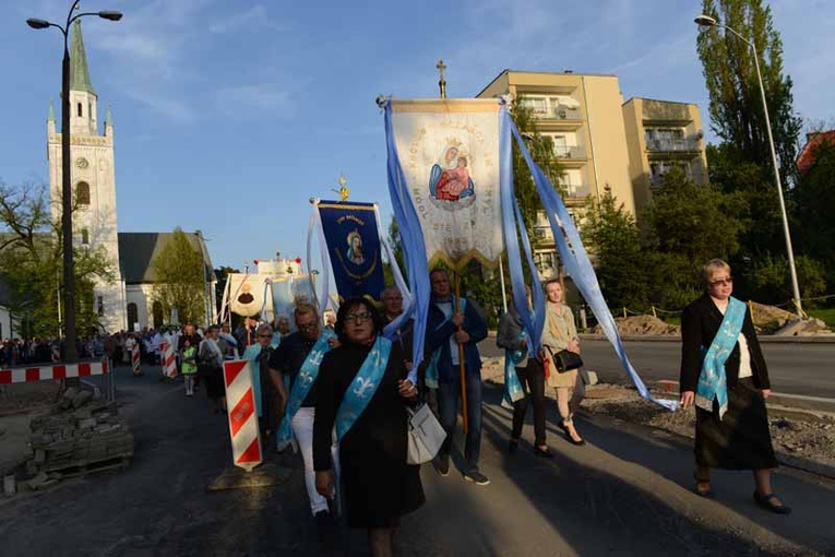 100. rocznica objawień fatimskich w Gorzowie Wlkp. - cz. I