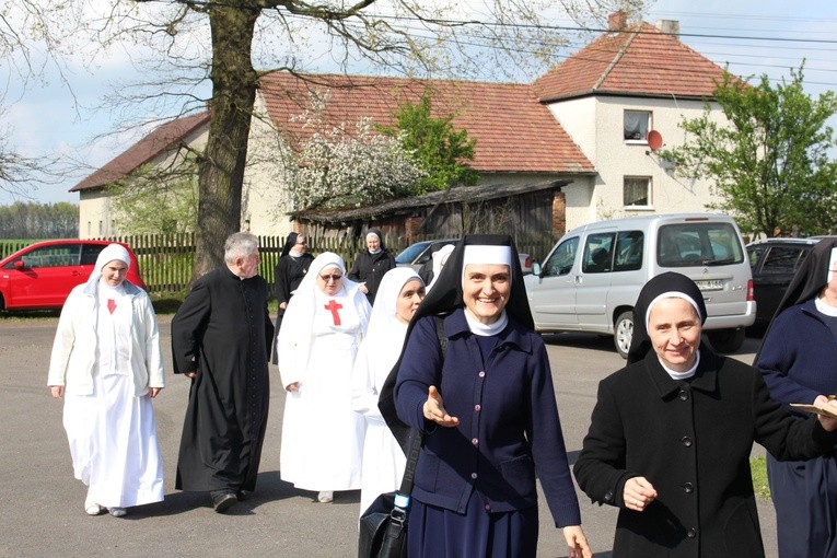 Obchody fatimskie w Kolonii Łomnickiej