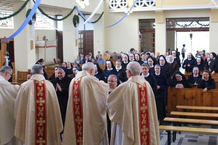 Obchody fatimskie w Kolonii Łomnickiej