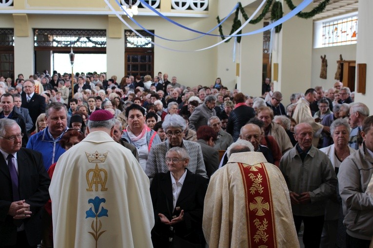 Obchody fatimskie w Kolonii Łomnickiej