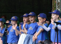 Dzieci z Niepublicznego Przedszkola "Niezapominajka" w Radomiu śpiewały o wiośnie