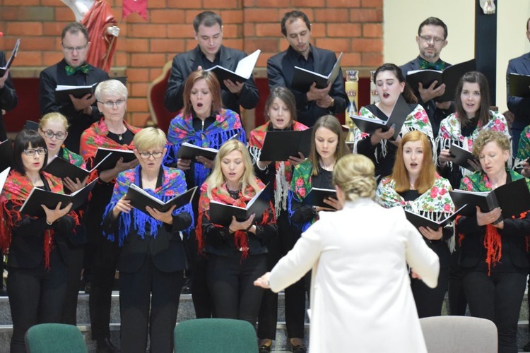 Koncert chórów z okazji Dni Papieskich