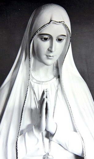 Będzie z nami wierna kopia figury Matki Bożej Fatimskiej, którą poświęcił papież Paweł VI.